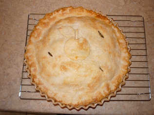 Traditional apple pie